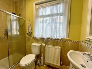 Photo 27- click for photo gallery